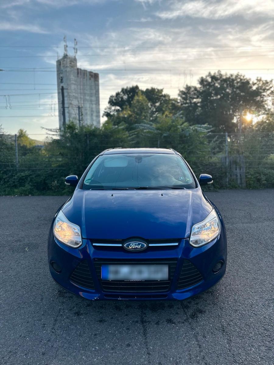 Ford Focus 2013 — engine 116 HP (85kW)