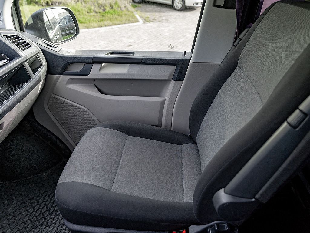 Fahrzeugabbildung Volkswagen T6 Transporter Kasten 2.0 TDI Plus Trendline AHK