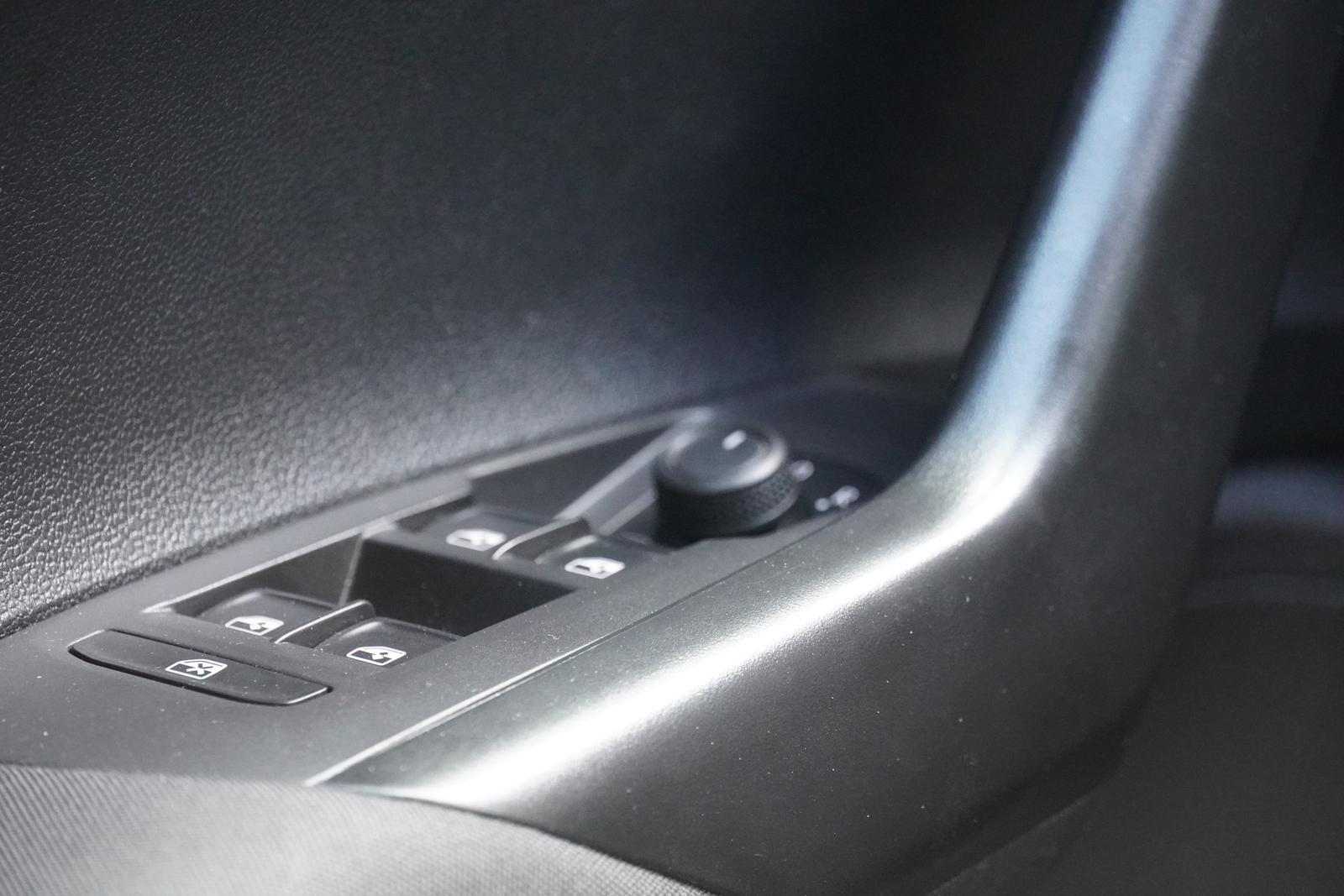 Volkswagen Polo 1.0 Life Klimaaut. LED Totwinkel Kamera DAB, миниатюра 26