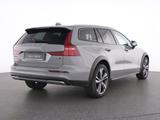 Volvo V60 Cross Country B4 AWD Plus+WINTERPAK+LM19 - Volvo V60 Cross Country aus 2024