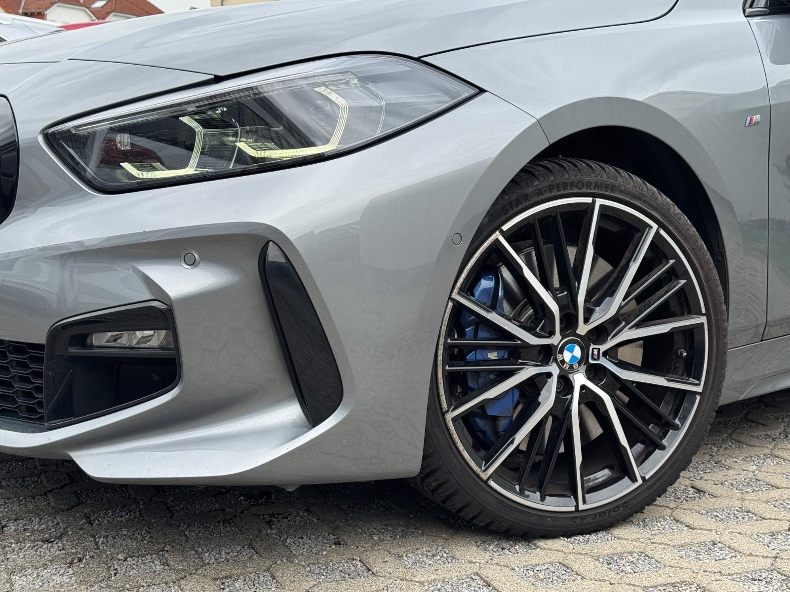BMW 1 Series d LimousinexDrive M Sport*19'Zl BiColour*LED*, миниатюра 4