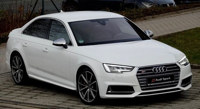 AUDI S4 3.0 TFSI tiptronic quattro 