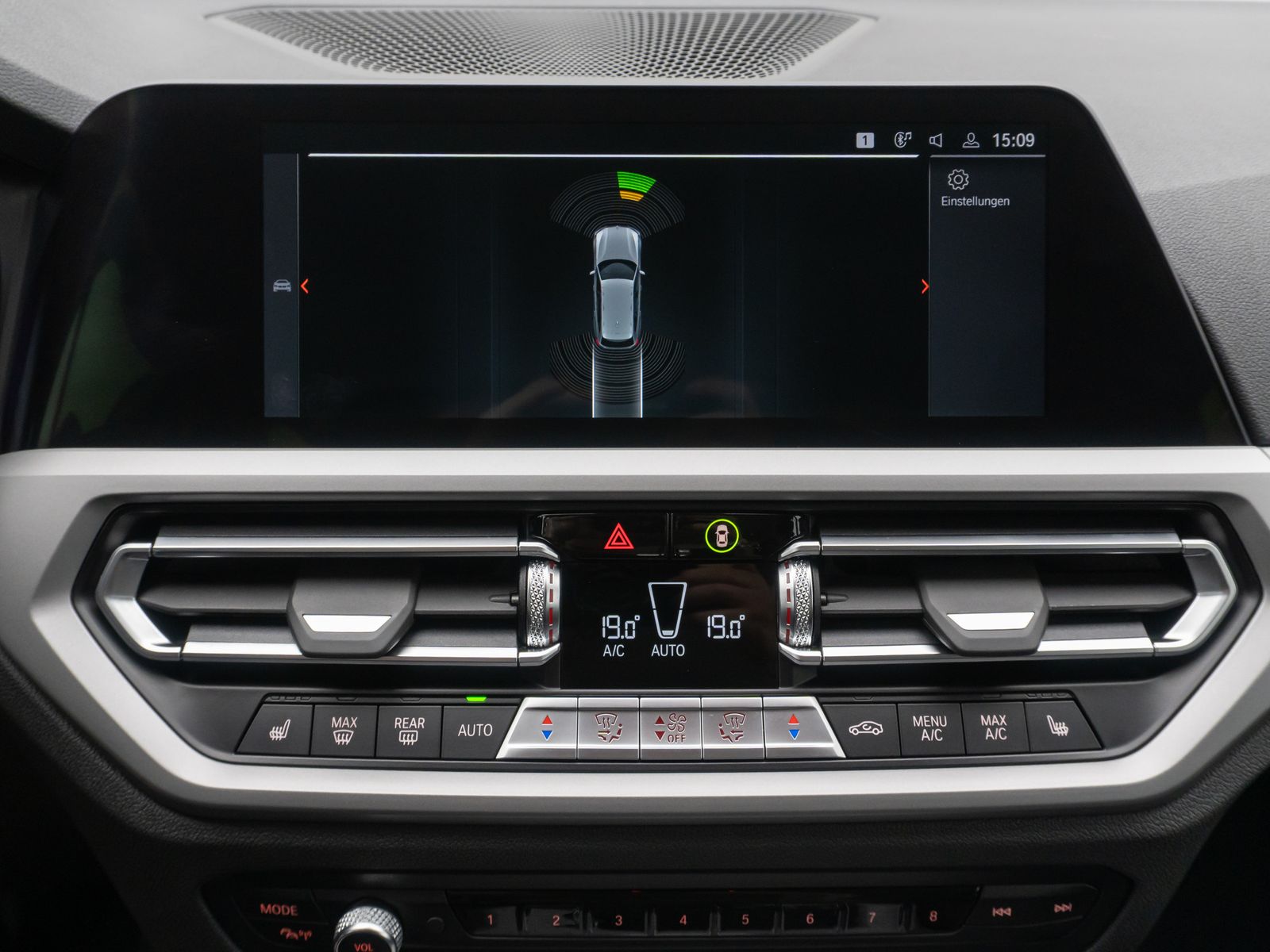 Fahrzeugabbildung BMW 320i DAB Laser Alarm Leder Komfort WLAN Sport