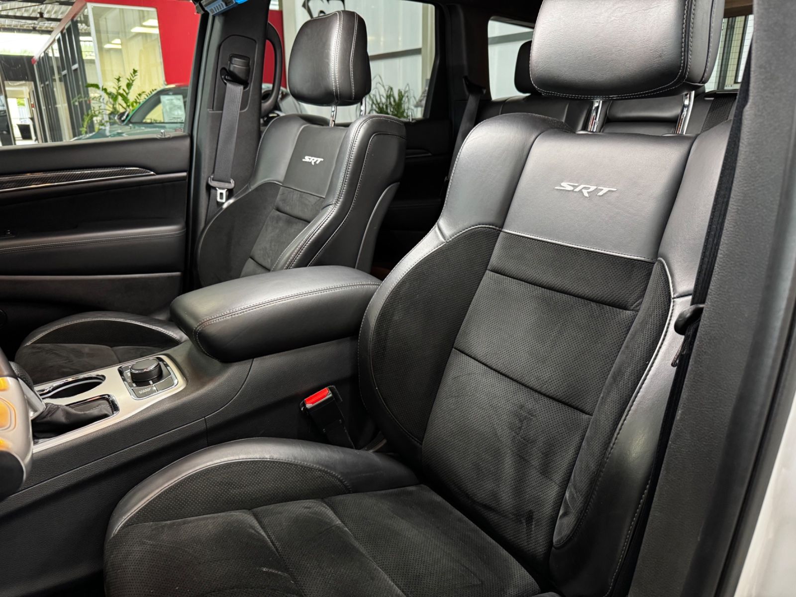 Fahrzeugabbildung Jeep Grand Cherokee 6.4 V8 HEMI SRT   "LPG-Gasanlage"