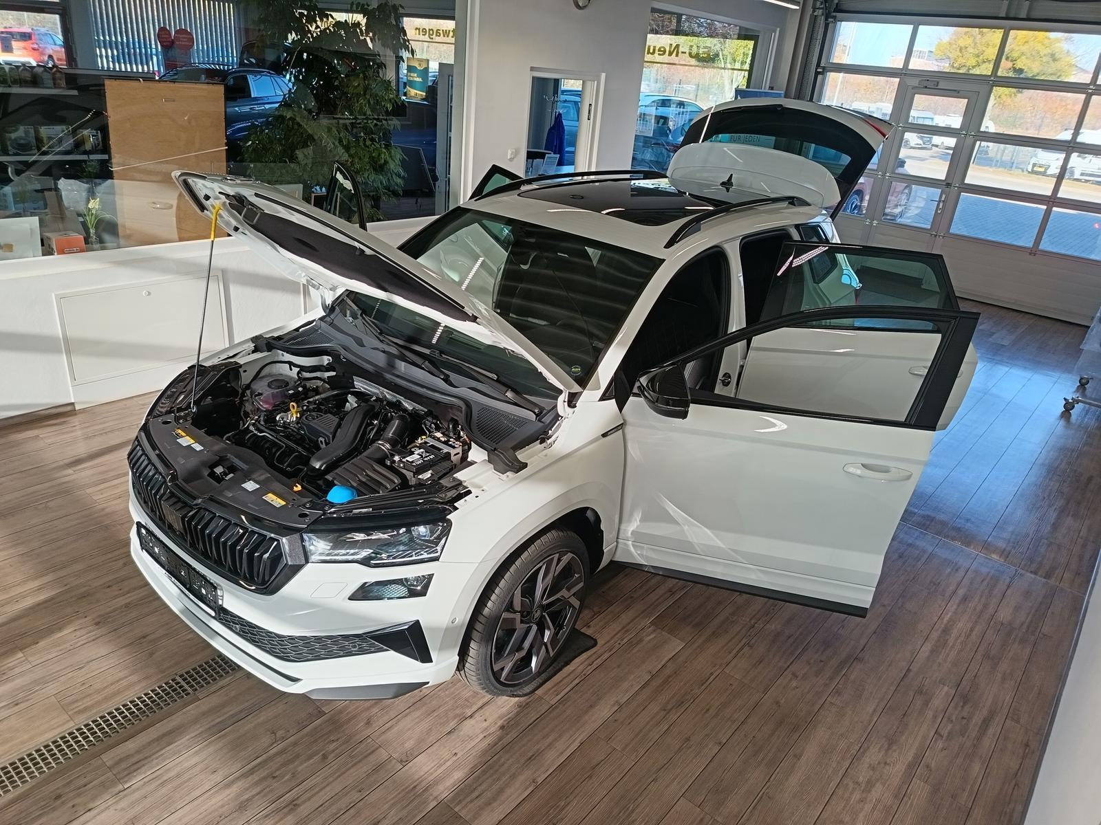 Skoda Karoq Sportline 1,5 TSI DSG*AHK*PSD*STD.HZG*NAVI