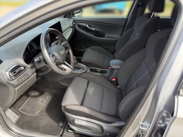 Fahrzeugabbildung Hyundai i30 Kombi 1.5 T-GDI N-LINE +NAVI+KLIMA+PDC+SHZ+U