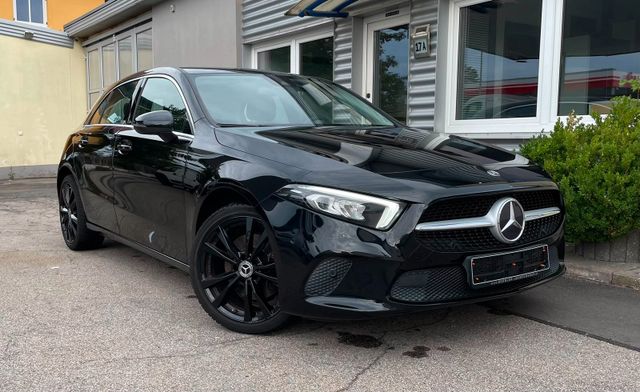 Mercedes-Benz A 220