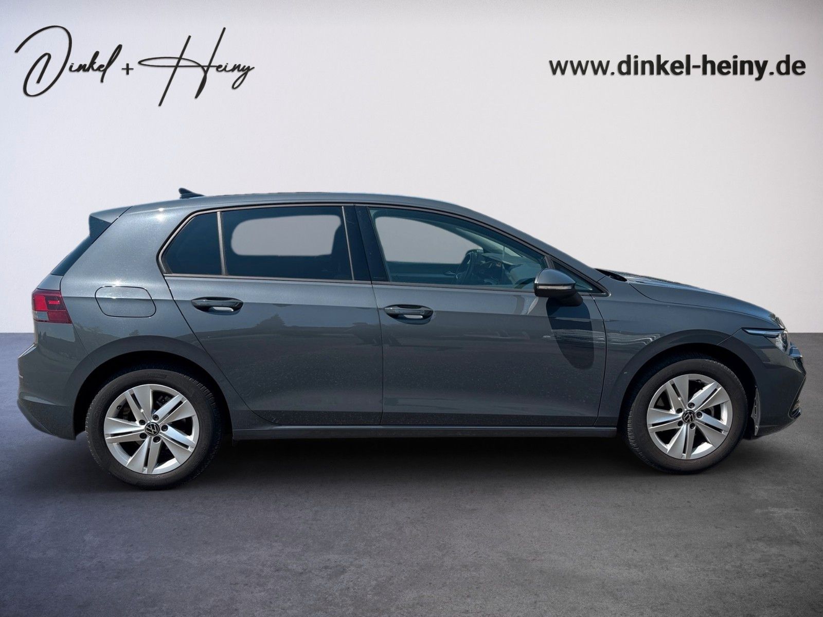 Fahrzeugabbildung Volkswagen Golf VIII Lim. Life 1.5 TSI