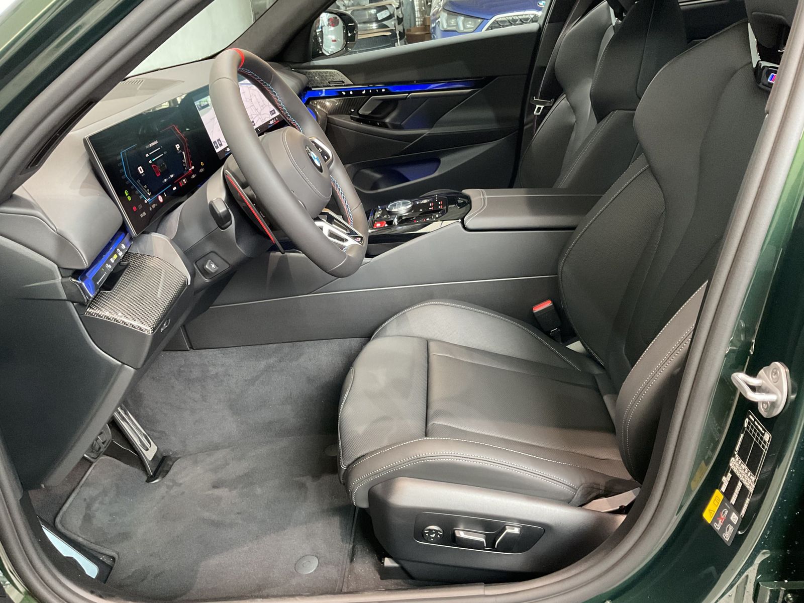Fahrzeugabbildung BMW M5 Limousine *AHK *Sitzbelüftung *Komfortzugang