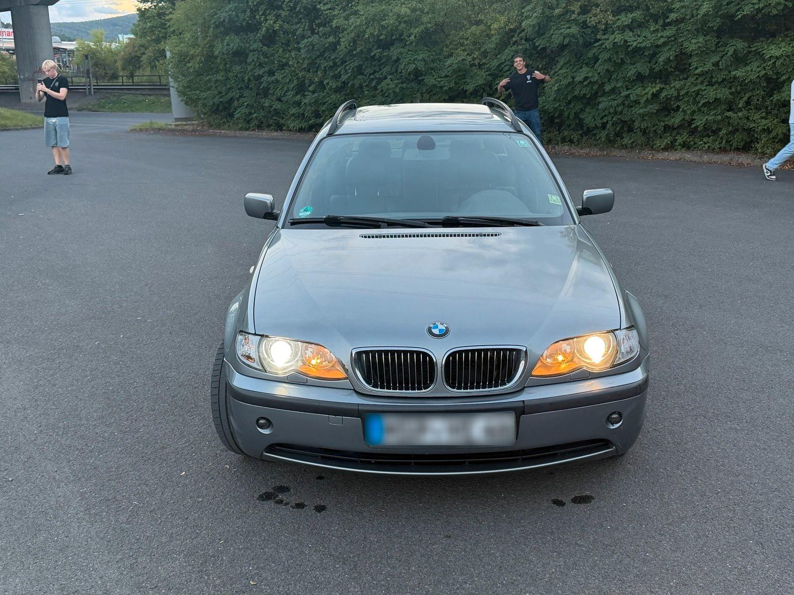 BMW 330 2004 — photo 8