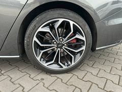 Fahrzeugabbildung Ford Focus Turnier 1.5 ST-Line X *LED*APP*TEMP*SHZ*18