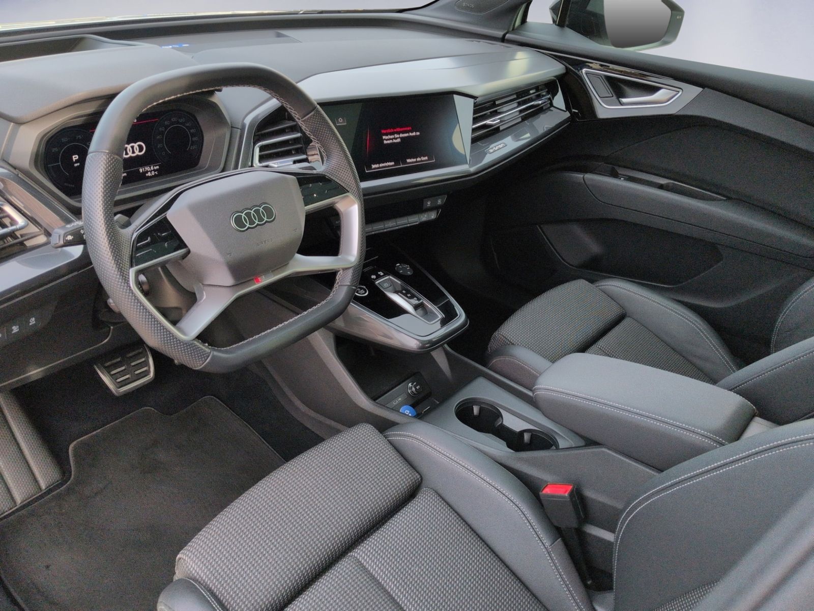 Q4  e-tron Sportback 50 quattro  HEAD-UP+SONOS+