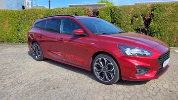 Fahrzeugabbildung Ford Focus Turnier ST-Line