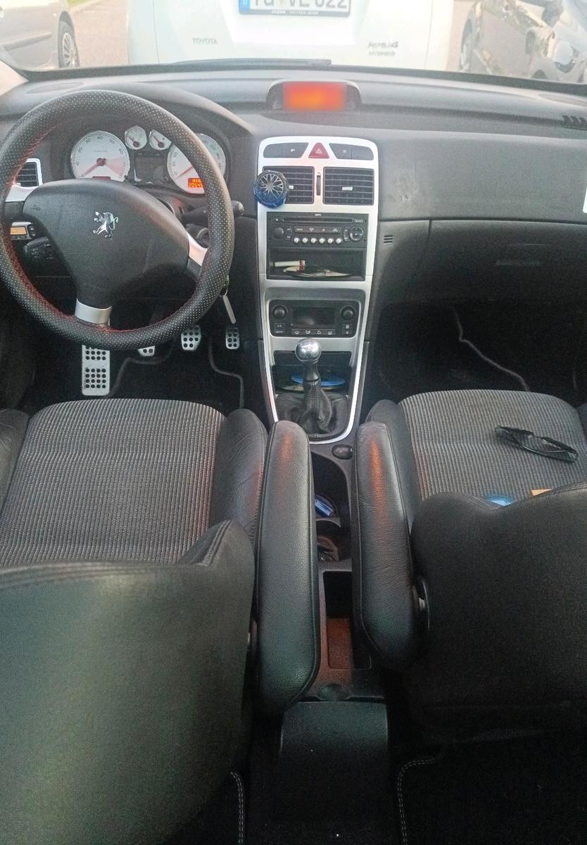 Peugeot 307 2008 — photo 6