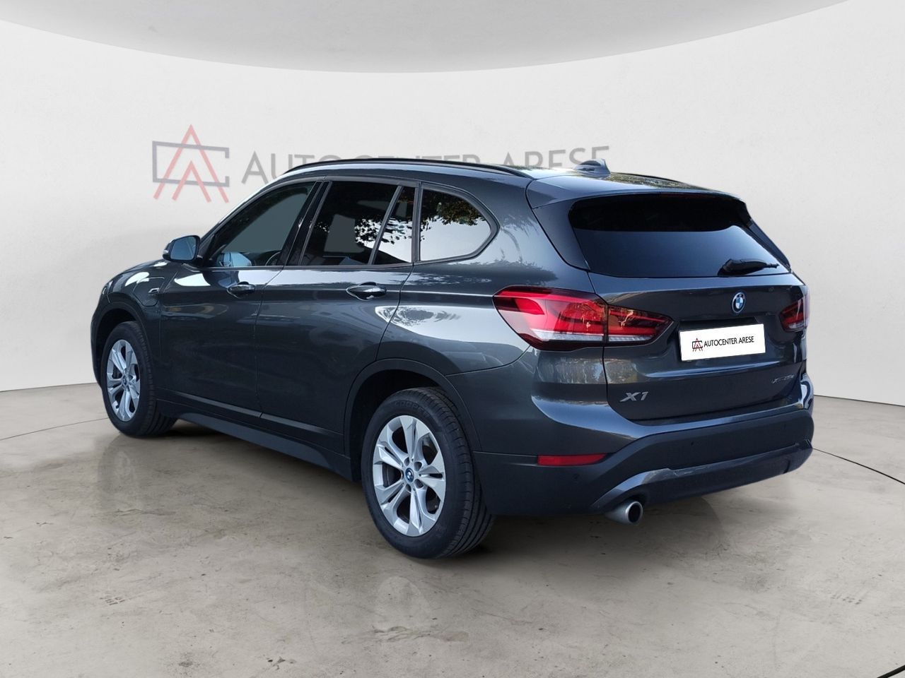 BMW X1 xdrive25e Business Advantage auto imagem 3