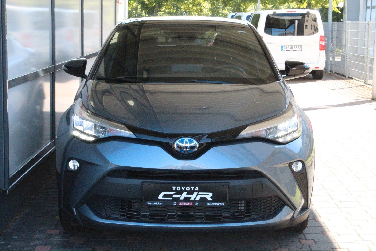 Fahrzeugabbildung Toyota C-HR 2.0 Hybrid Team D,Navi,LED,Sitzheizung