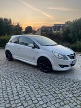 Opel Corsa D 1.4 OPC Line