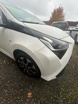 Toyota Aygo (X) 1,0-l-VVT-i Team Deutschland Team D... - Toyota: Aygo Vvt I