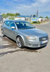 Audi A4 3.2 FSI tiptronic quattro Avant - - Audi A4 aus 2005: 3.2