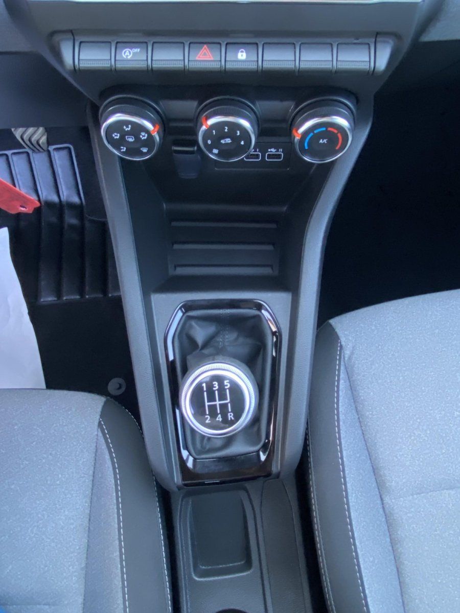 Fahrzeugabbildung Renault Clio V   Evolution Navi LED Ganzjahresreifen