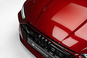 2025 AUDI RS6 photo 6