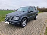Mercedes-Benz Mercedes ML 320 , Tüv 2026 , 4x4 , AHK 330... - Mercedes-Benz ML 320 in Leipzig