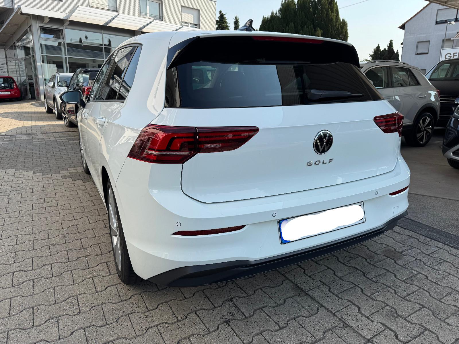 Volkswagen Golf VIII Lim. 1.5 TSI Life Panoramadach, миниатюра 15