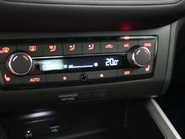 Arona TSI FR+PARKPILOT+SPORTSITZE+LED TAGFAHRLIC