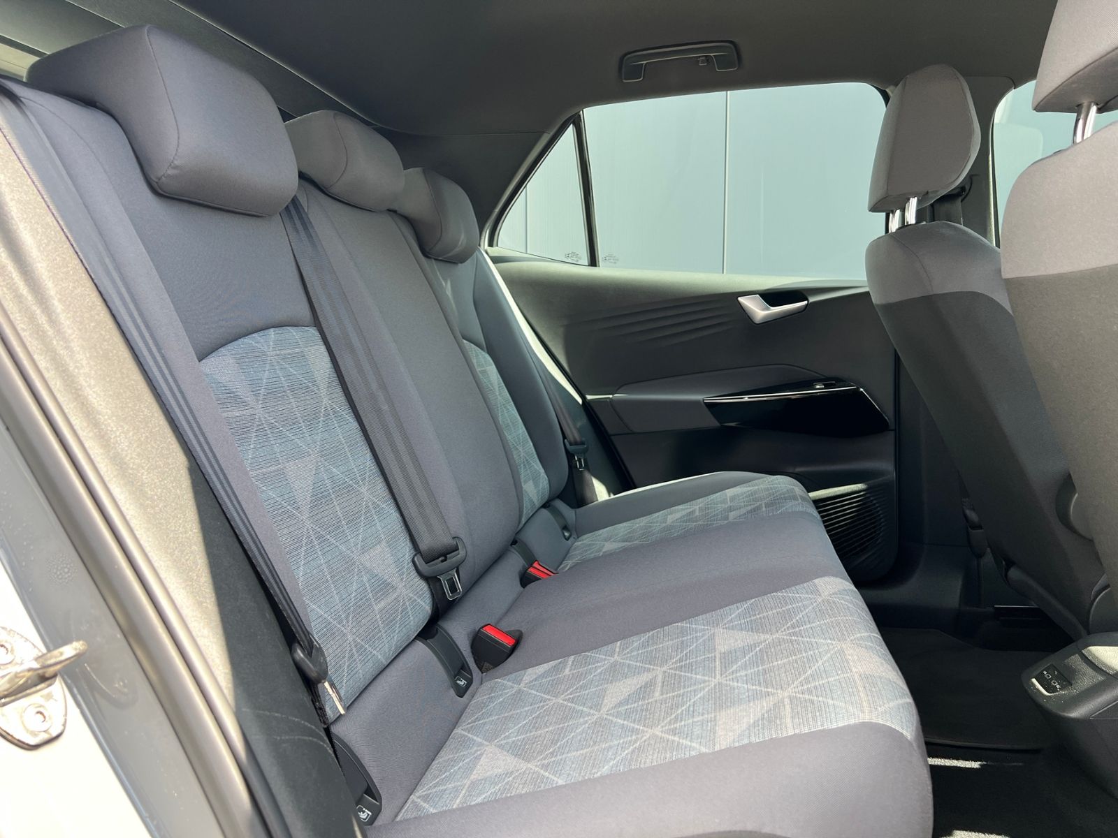 Fahrzeugabbildung Volkswagen ID.3 Pro Performance Life *Navi, LED, ACC*
