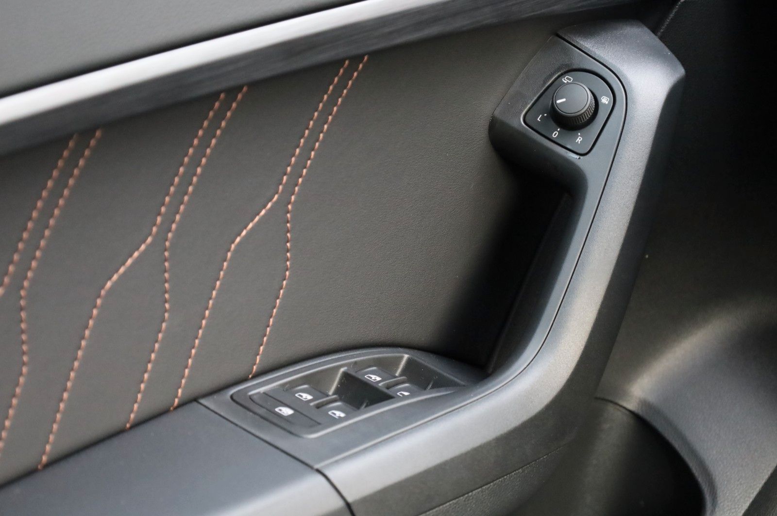 Fahrzeugabbildung CUPRA Ateca 1.5 TSI *DSG