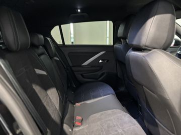 Fotografie 7 des Opel Astra 1.2 Turbo Hybrid 48 V GS