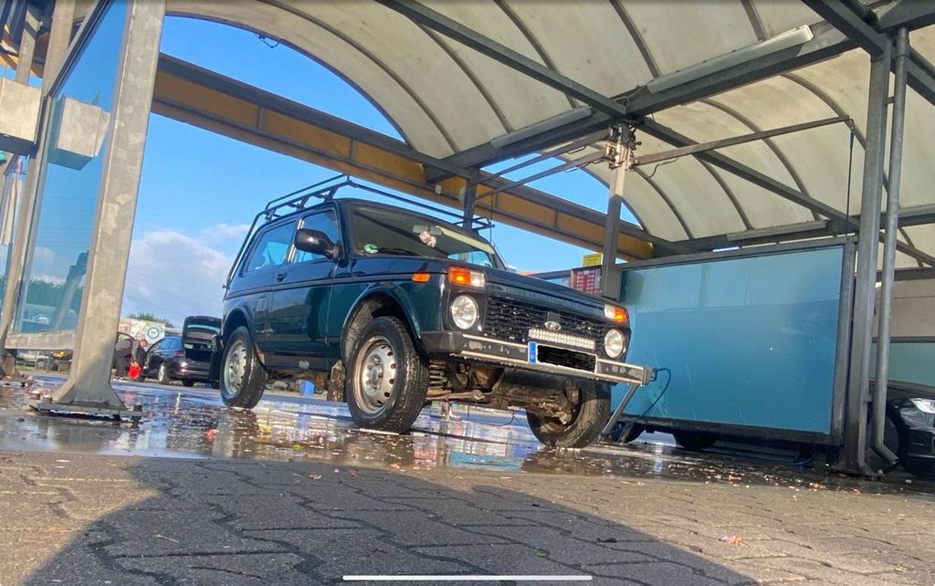 Image of Lada Niva