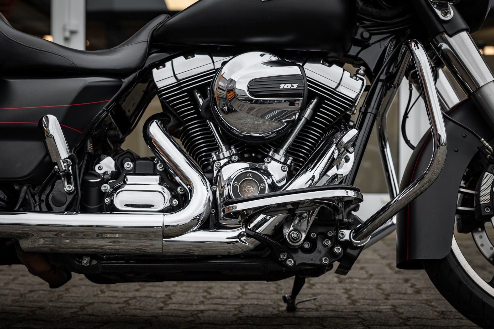 Fahrzeugabbildung Harley-Davidson FLHX Street Glide 103 cui - Jekill & Hyde -