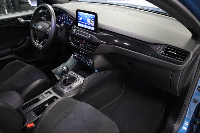 Fahrzeugabbildung Ford Focus Turnier ST 2.3 Eco Performance |1HAND|B&O|