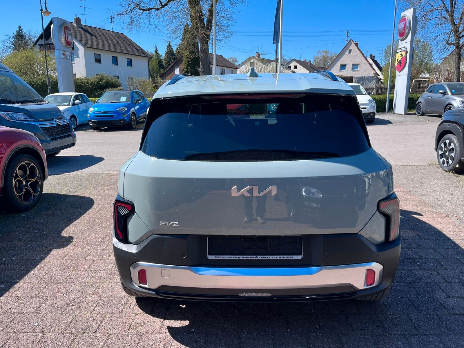 Fahrzeugabbildung Kia EV2 42,2 Earth V2L WP 22AC Kamera el. Sitze uvm.