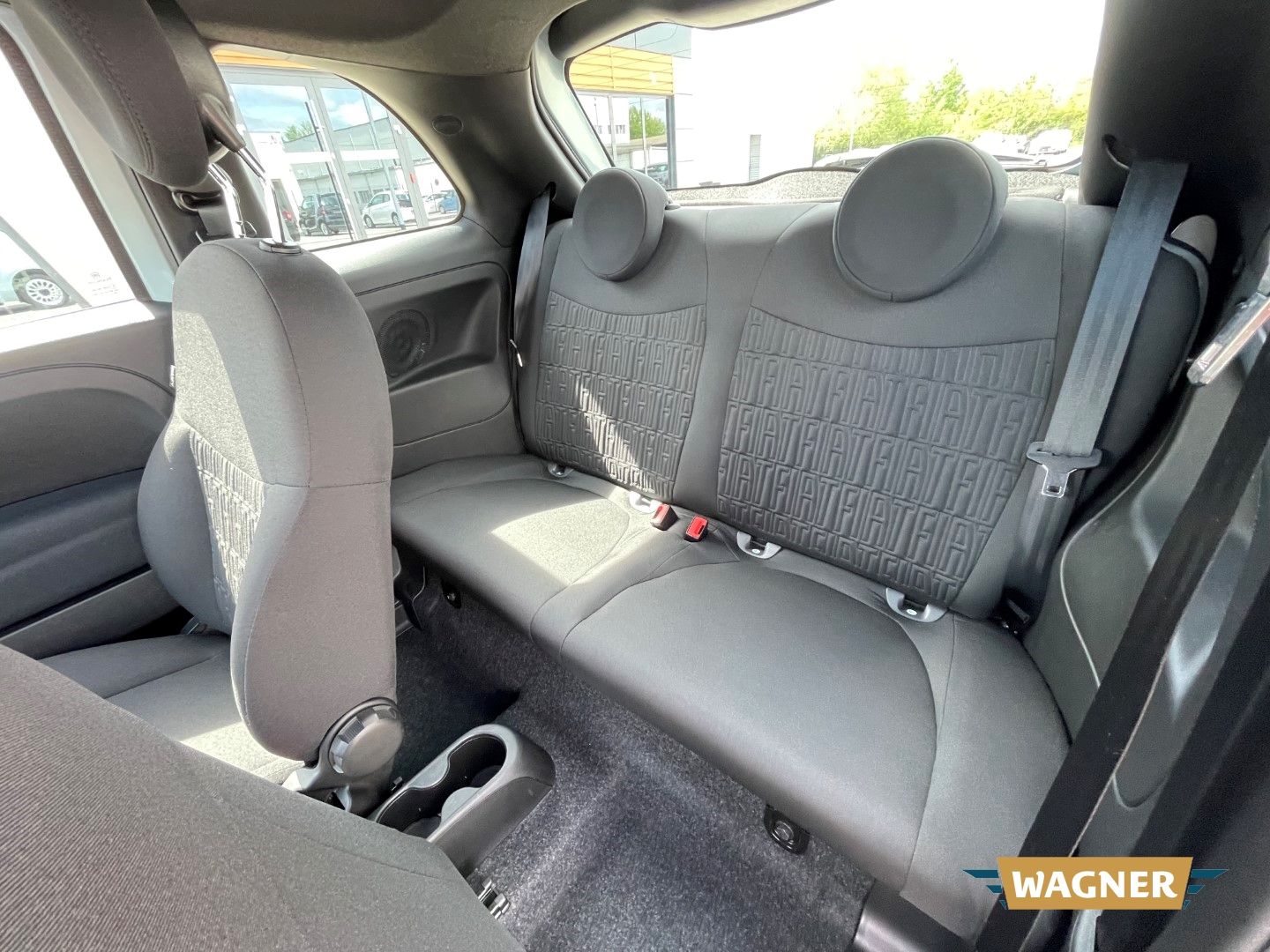 Fahrzeugabbildung Fiat 500 Klimaanlage Tempomat Isofix Bluetooth