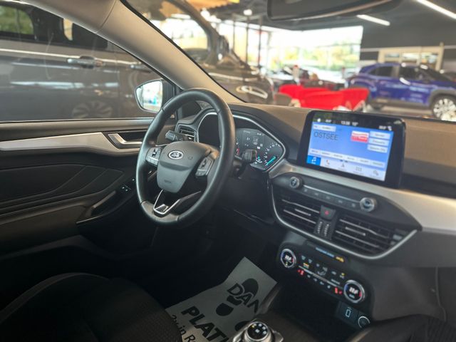 Ford Focus  Turnier Cool & Connect Automatik