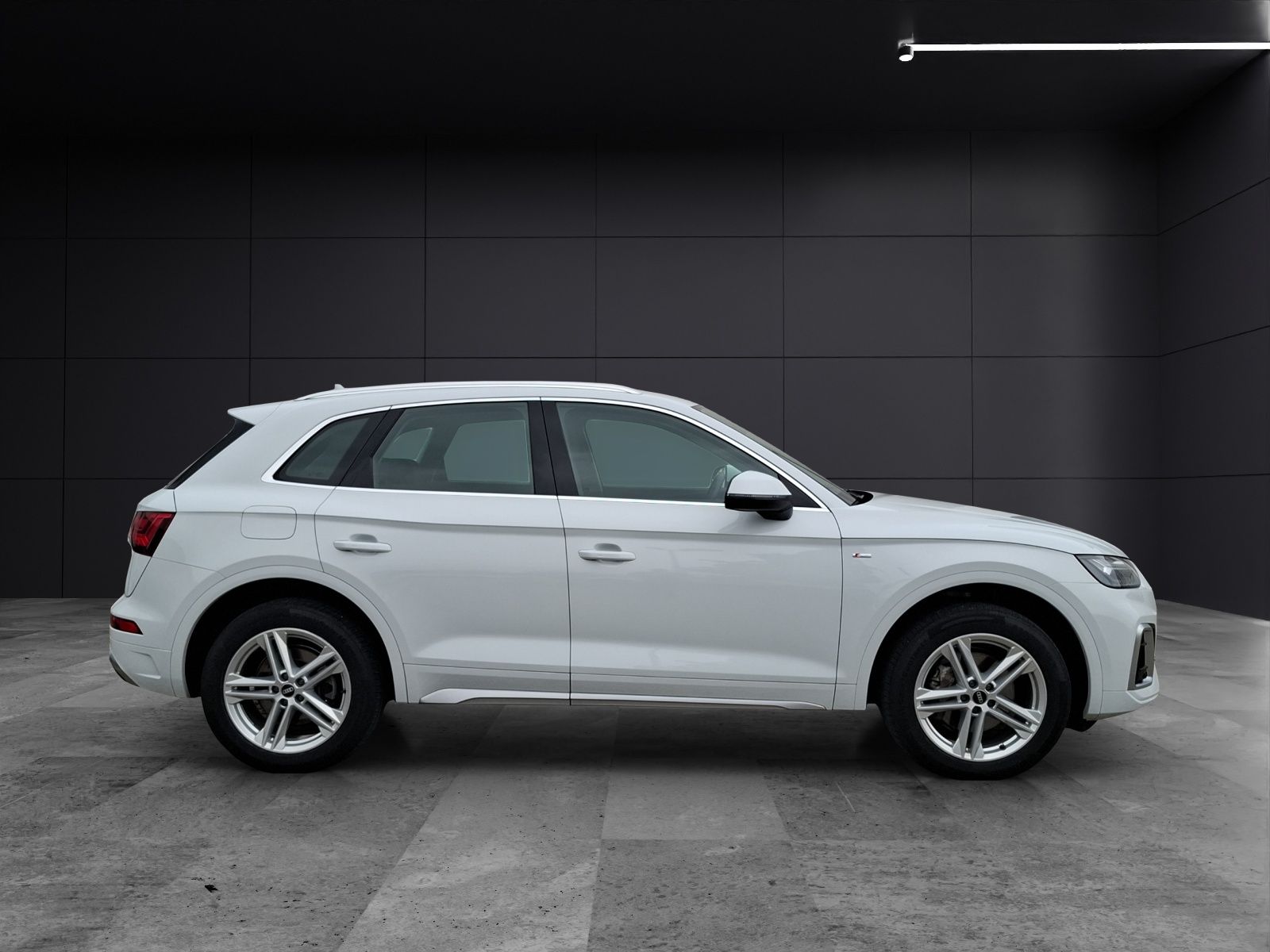 Fahrzeugabbildung Audi Q5 40 TDI quattro S-line S-tronic LED Navi AVC A