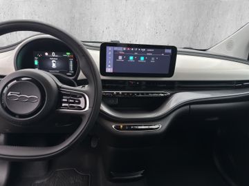 Fiat 500 e Basis 42kWh Carplay+DAB+Klimaa.+LM