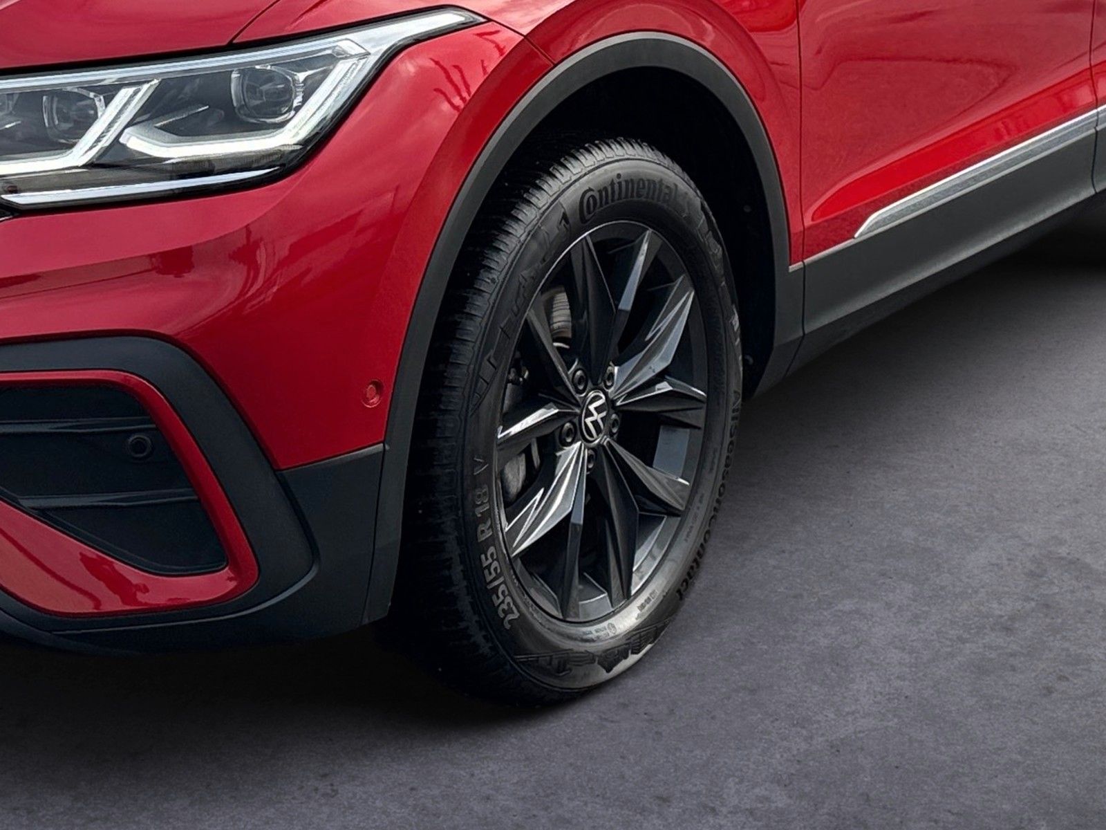 Fahrzeugabbildung Volkswagen Tiguan Allspace Life 1.5 TSI