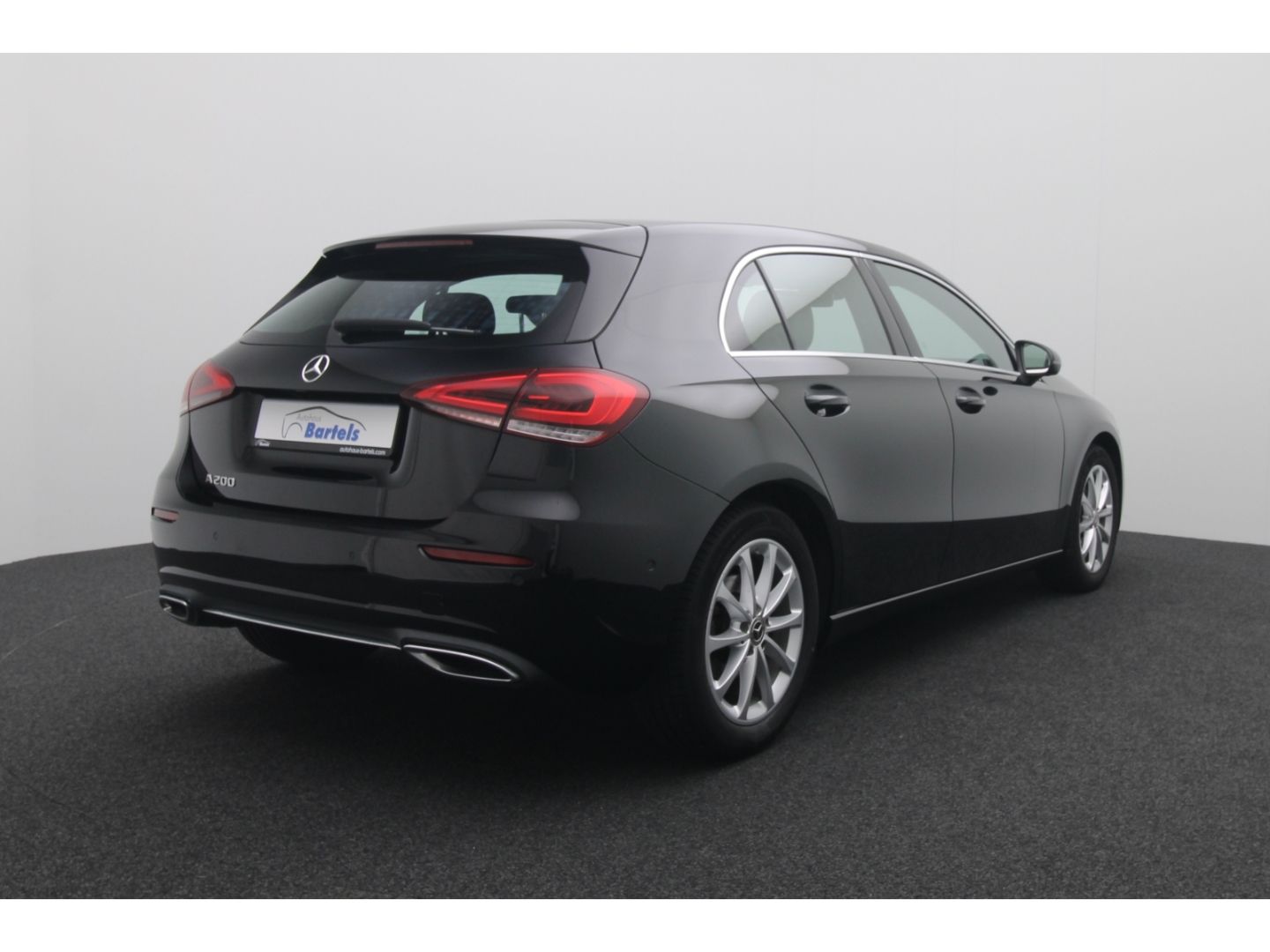 Fahrzeugabbildung Mercedes-Benz A 200 LED SHZ Kamera Navigation Digitales Cockpi