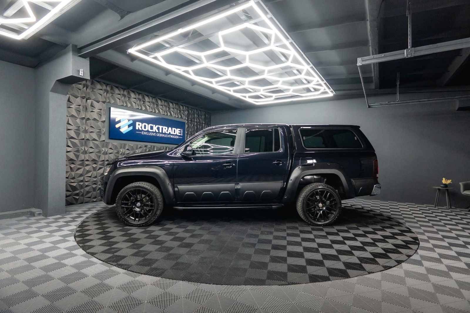 Fahrzeugabbildung Volkswagen Amarok V6 Highline 4Motion BLACK OFFROAD Edition