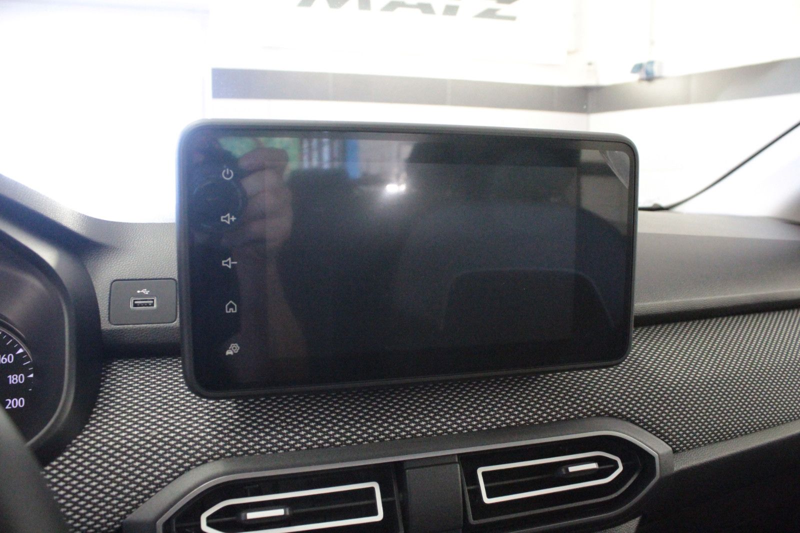 Fahrzeugabbildung Dacia Sandero TCe 90 Expression*Winterpaket*Alu*15424*