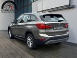 BMW X1 sDrive 18i Advantage*AUTOM.*NAVI*AHK*MFL*PDC* - BMW X1 mit Benzin-Antrieb