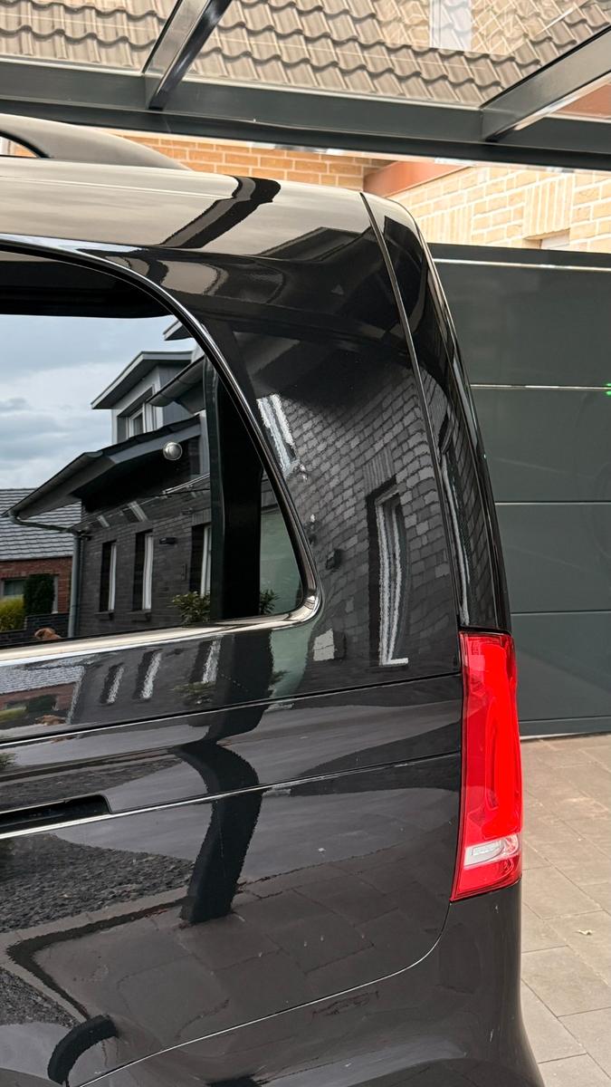 Mercedes-Benz Leder/AHK/2 Schiebetüren/Tisch/Sound