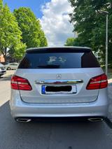 Mercedes-Benz B 200 AMG Line - Night Paket - LED - Parktronic - gebrauchte Mercedes-Benz B 200 aus dem Jahr 2016