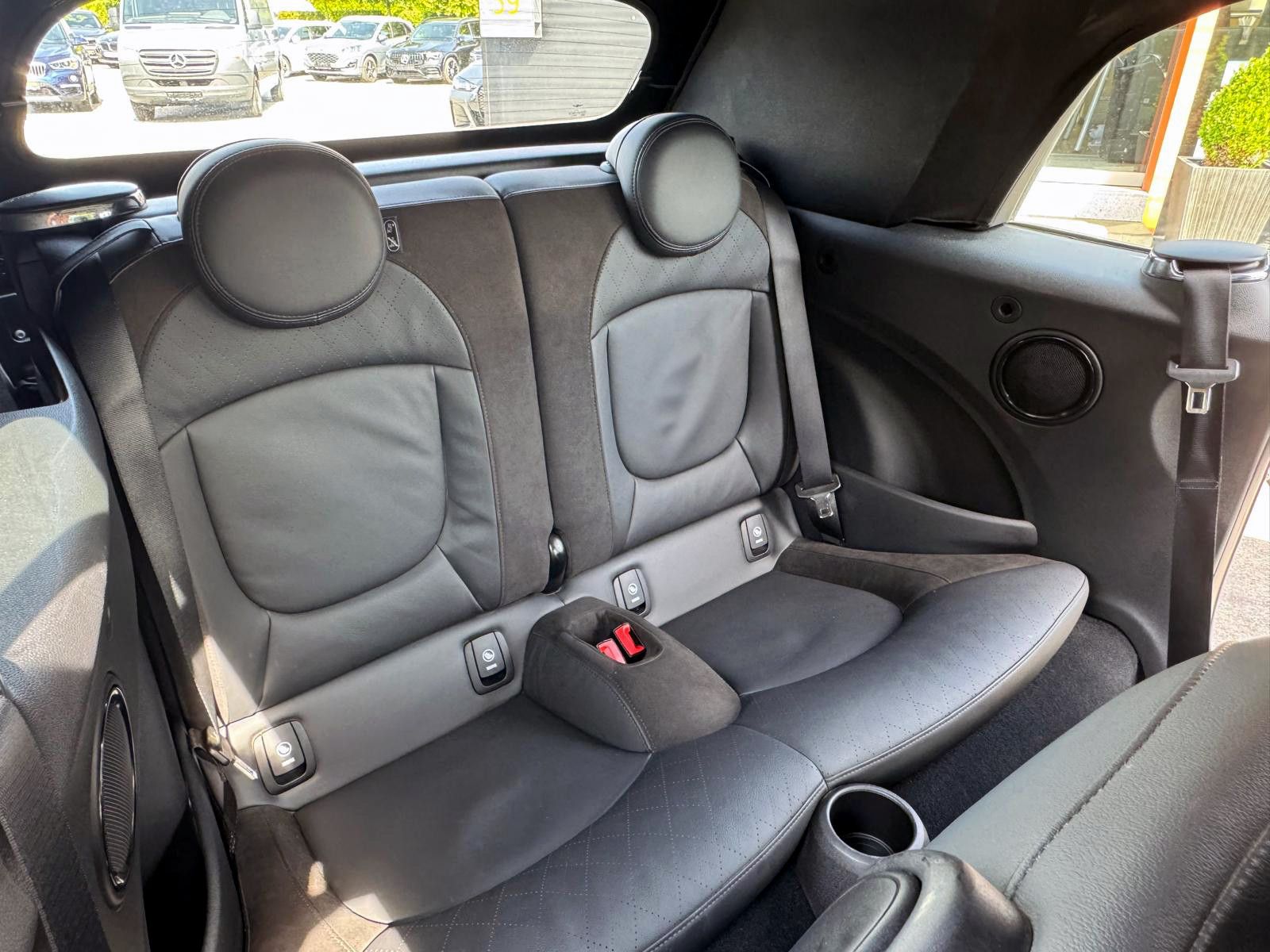 Fahrzeugabbildung MINI COOPER S Cabrio Classic-Trim Aut. ACC HUD KAM BT