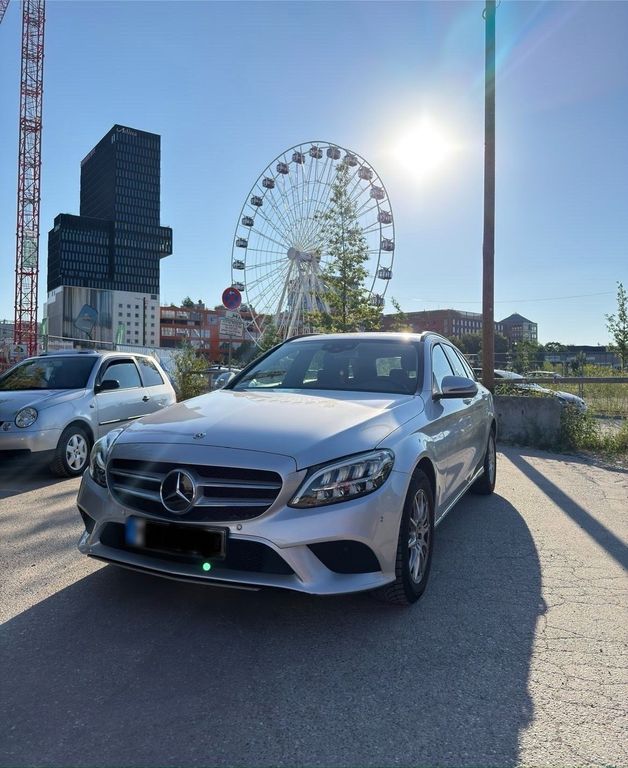 Image of Mercedes-Benz C 220