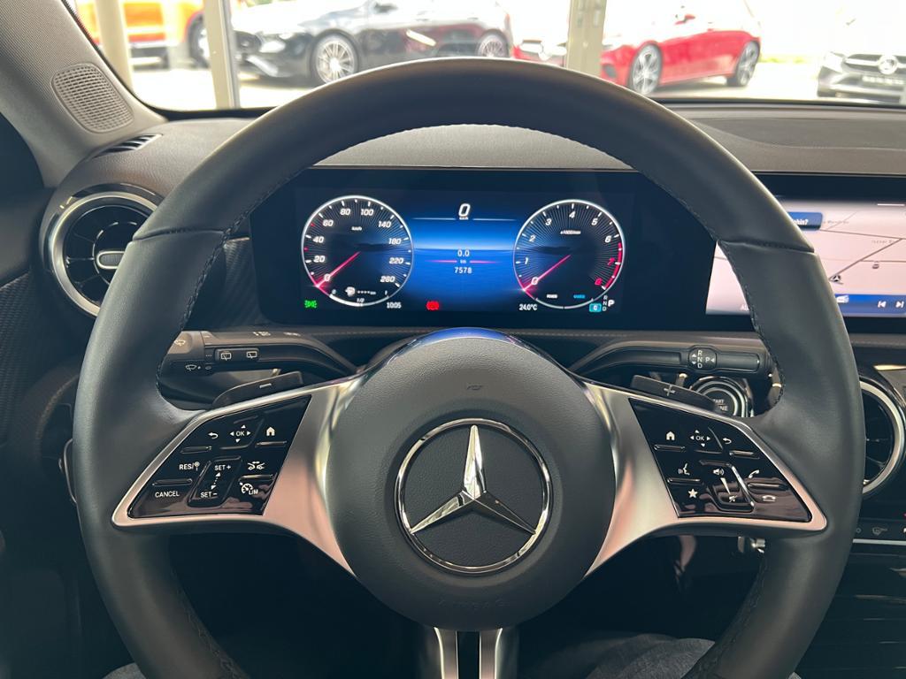 Mercedes-Benz A-Class Avandced Kamera Distronic VolldigiDisplay, миниатюра 16