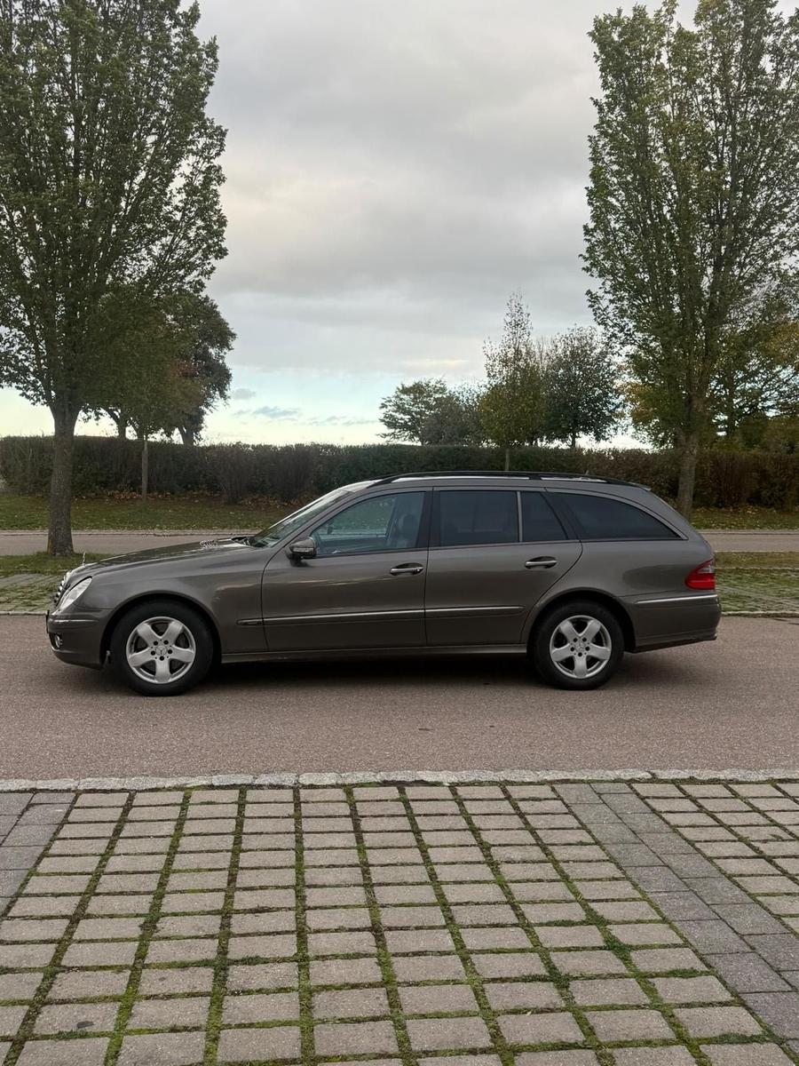 Mercedes-Benz E320 2009 — photo 6